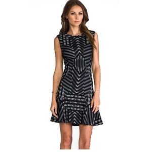 Diane Von Furstenberg Black Patterned Sleeveless Fit-and-Flare Dress